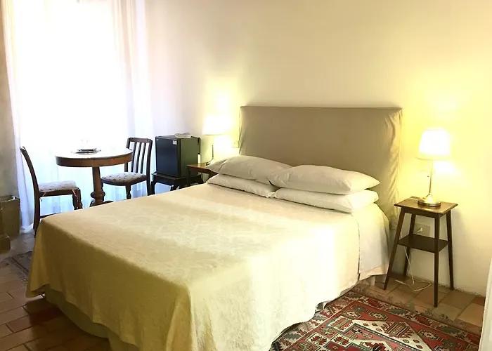 Vicolo Del Lupo Guesthouse